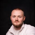 Marius Kulin liest aus A Crown Drowned in Shadows